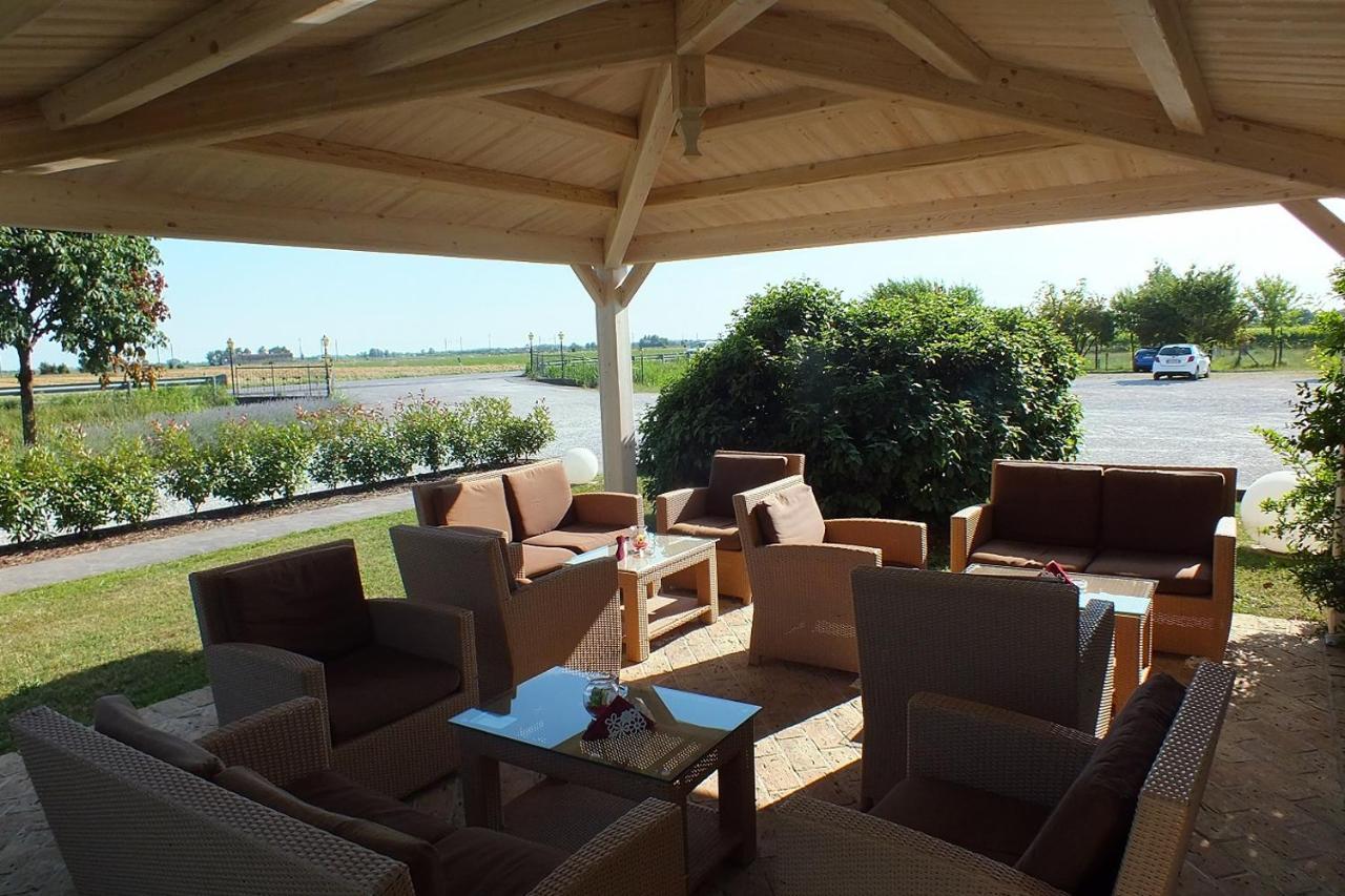 Agriturismo Isola Augusta Palazzolo dello Stella Exterior foto